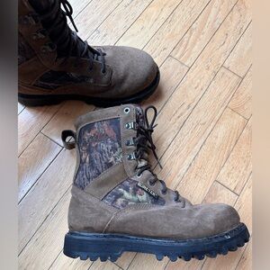Men’s Cabela's Tan and Camouflage Hiking Hunting Boots